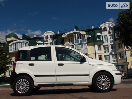 Fiat Panda 2010  випуску Чернігів з двигуном 1.2 л бензин хэтчбек автомат за 5200 долл. 