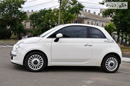 Fiat 500 2013  випуску Миколаїв з двигуном 1.3 л бензин хэтчбек автомат за 10700 долл. 