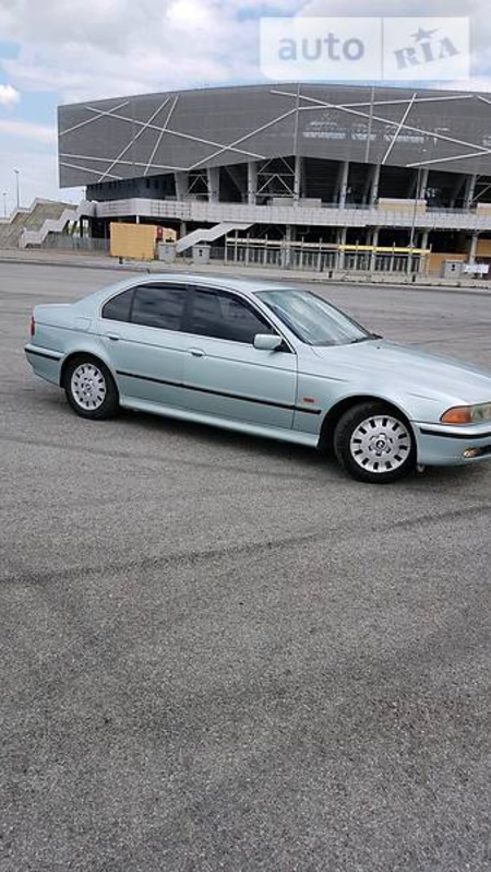 BMW 528 1996  випуску Львів з двигуном 2.8 л газ седан механіка за 5500 долл. 