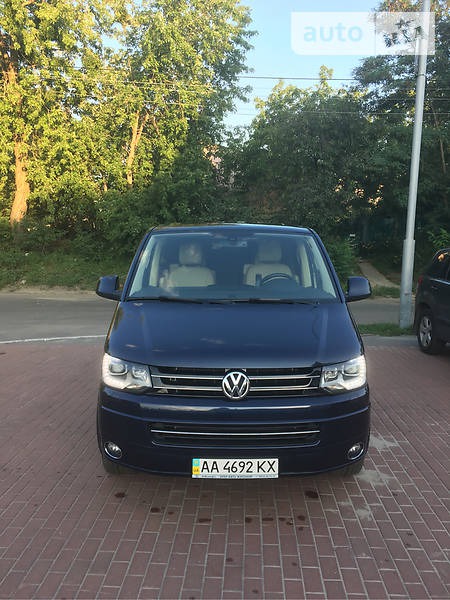 Volkswagen Multivan 2015  випуску Київ з двигуном 2 л дизель мінівен автомат за 48000 долл. 
