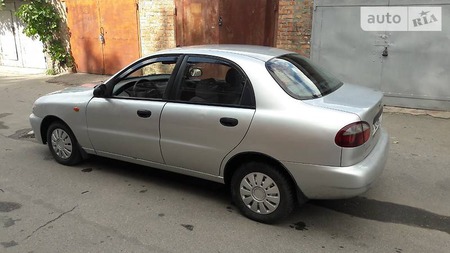 Daewoo Lanos 2008  випуску Черкаси з двигуном 1.5 л газ седан механіка за 3350 долл. 