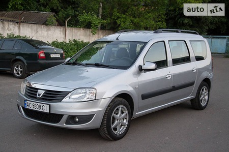 Dacia Logan MCV 2009  випуску Луцьк з двигуном 1.6 л газ універсал механіка за 7300 долл. 