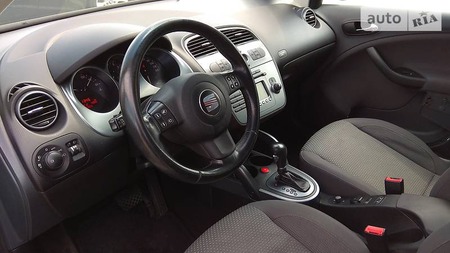 Seat Altea XL 2008  випуску Київ з двигуном 2 л бензин мінівен автомат за 7999 долл. 
