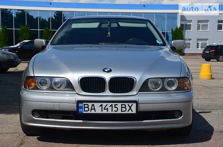 BMW 525 2002  випуску Кропивницький з двигуном 2.5 л дизель седан автомат за 7500 долл. 