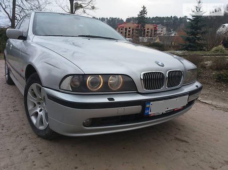 BMW 530 1999  випуску Тернопіль з двигуном 3 л дизель седан механіка за 6999 долл. 