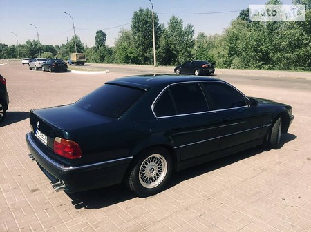 BMW 735 1996  випуску Київ з двигуном 3.5 л бензин седан автомат за 4100 долл. 