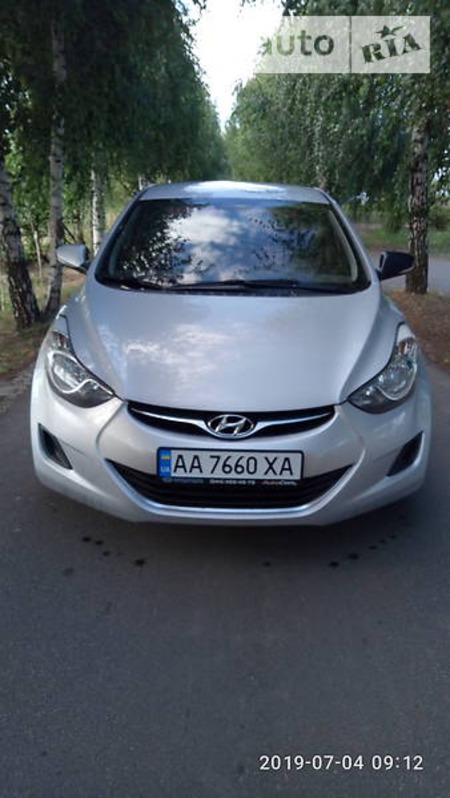 Hyundai Elantra 2013  випуску Київ з двигуном 1.6 л бензин седан механіка за 10500 долл. 