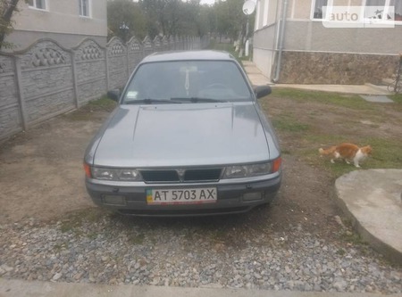 Mitsubishi Galant 1989  випуску Івано-Франківськ з двигуном 2 л газ хэтчбек механіка за 1700 долл. 