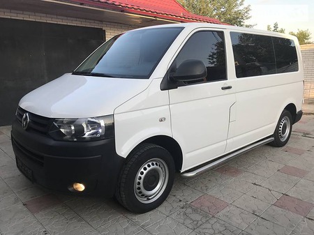 Volkswagen Transporter 2014  випуску Луганськ з двигуном 2 л дизель мінівен механіка за 15000 долл. 