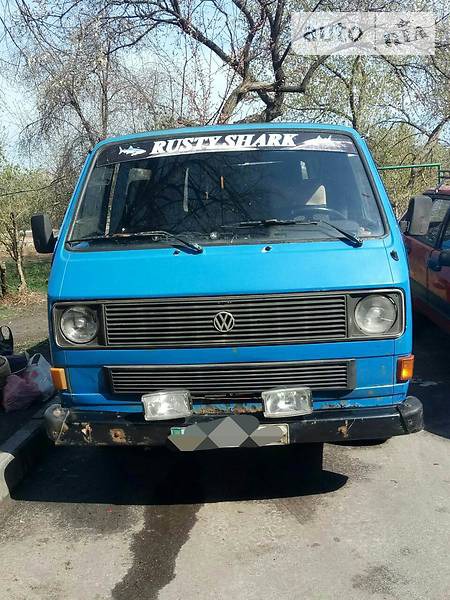 Volkswagen Transporter 1988  випуску Харків з двигуном 1.9 л дизель мінівен механіка за 1350 долл. 