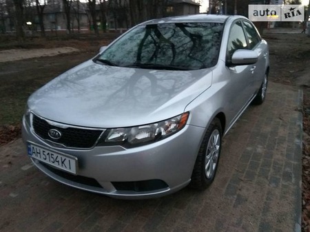 KIA Cerato 2012  випуску Донецьк з двигуном 2 л бензин седан автомат за 10000 долл. 