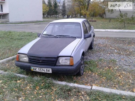Opel Ascona 1984  випуску Вінниця з двигуном 1.3 л газ  механіка за 1300 долл. 