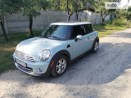 Mini Cooper 2012  випуску Харків з двигуном 1.6 л бензин хэтчбек автомат за 10500 долл. 