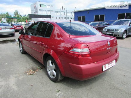 Renault Megane 2008  випуску Київ з двигуном 1.6 л бензин седан механіка за 6800 долл. 