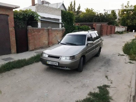 Lada 21111 2001  випуску Херсон з двигуном 1.5 л бензин універсал механіка за 3100 долл. 