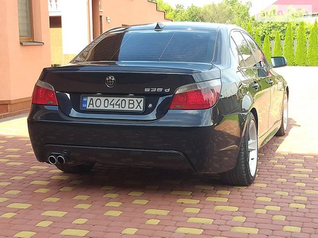 BMW 535 2006  випуску Ужгород з двигуном 3.5 л дизель седан автомат за 12500 долл. 