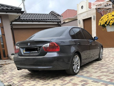 BMW 320 2005  випуску Одеса з двигуном 2 л бензин седан автомат за 9300 долл. 