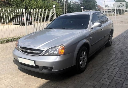 Chevrolet Evanda 2005  випуску Донецьк з двигуном 2 л бензин седан автомат за 5800 долл. 