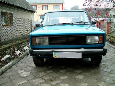 Lada 2105 1986  випуску Тернопіль з двигуном 1.2 л бензин седан механіка за 600 долл. 