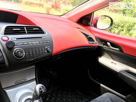 Honda Civic 2008  випуску Київ з двигуном 1.8 л бензин хэтчбек автомат за 6900 долл. 