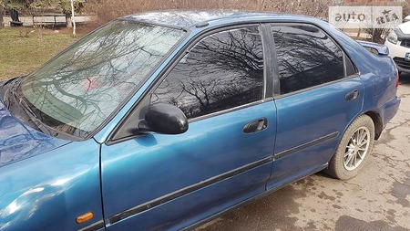 Honda Civic 1993  випуску Донецьк з двигуном 0 л газ седан механіка за 3333 долл. 