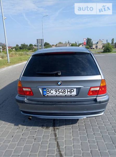 BMW 316 2003  випуску Львів з двигуном 1.8 л бензин універсал автомат за 6100 долл. 