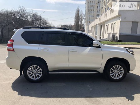 Toyota Land Cruiser Prado 2013  випуску Чернівці з двигуном 4 л газ позашляховик автомат за 40900 долл. 