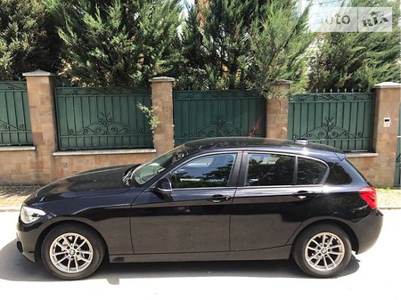 BMW 116 2015  випуску Львів з двигуном 1.5 л дизель хэтчбек механіка за 15800 долл. 
