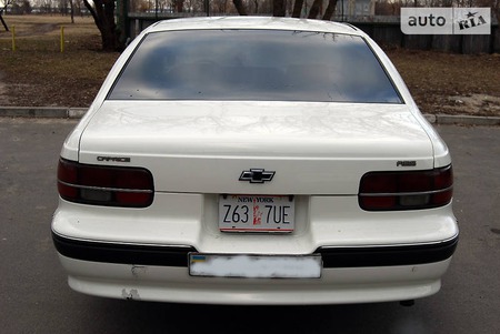 Chevrolet Caprice 1991  випуску Київ з двигуном 5 л бензин седан автомат за 9500 долл. 