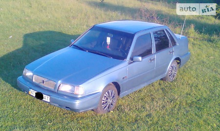 Volvo 460 1994  випуску Івано-Франківськ з двигуном 1.7 л газ седан механіка за 2500 долл. 