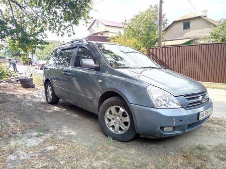 KIA Carnival 2008  випуску Київ з двигуном 2.7 л газ мінівен механіка за 11300 долл. 