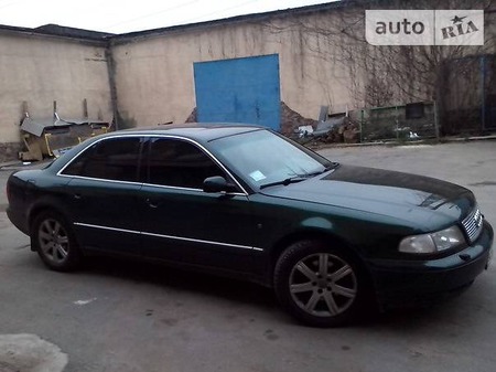 Audi A8 1999  випуску Львів з двигуном 2.5 л дизель седан автомат за 8000 долл. 