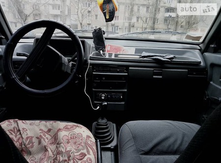 Lada 2109 1989  випуску Одеса з двигуном 1.3 л  хэтчбек механіка за 2200 долл. 