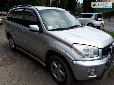 Toyota RAV 4 2002  випуску Ужгород з двигуном 2 л газ позашляховик автомат за 8700 долл. 