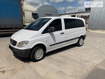 Mercedes-Benz Vito 2006  випуску Львів з двигуном 2.2 л дизель мінівен механіка за 6999 долл. 