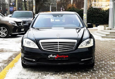 Mercedes-Benz S 400 2010  випуску Одеса з двигуном 3.5 л гібрид седан автомат за 26000 долл. 