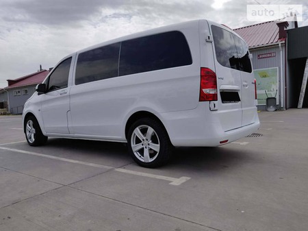 Mercedes-Benz Vito 2016  випуску Житомир з двигуном 1.6 л дизель мінівен механіка за 17700 долл. 