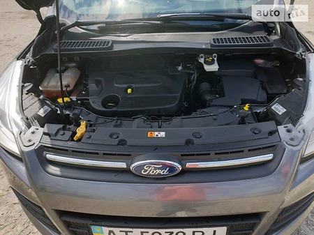 Ford Kuga 2013  випуску Івано-Франківськ з двигуном 2 л дизель позашляховик механіка за 15255 долл. 