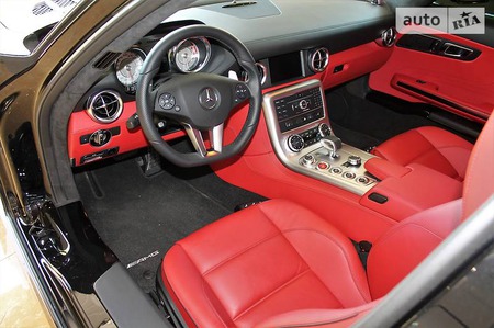 Mercedes-Benz SLS клас 2011  випуску Київ з двигуном 6.3 л бензин купе автомат за 350000 євро 