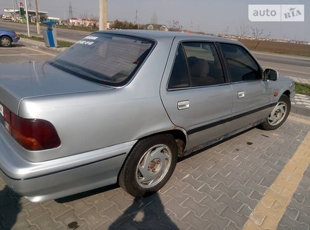 Hyundai Sonata 1993  випуску Одеса з двигуном 2 л газ седан механіка за 1600 долл. 