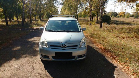 Toyota Corolla 2005  випуску Харків з двигуном 2 л дизель мінівен механіка за 6900 долл. 