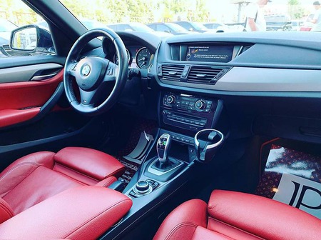 BMW X1 2014  випуску Одеса з двигуном 2 л бензин позашляховик автомат за 20900 долл. 
