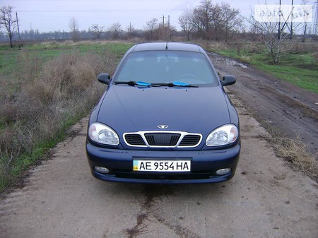 Daewoo Sens 2003  випуску Дніпро з двигуном 1.3 л бензин седан механіка за 3200 долл. 