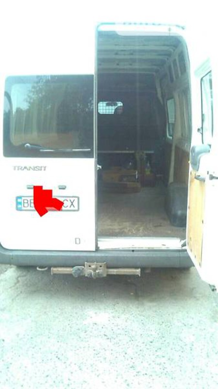 Ford Transit 2005  випуску Луганськ з двигуном 2 л дизель мінівен механіка за 4000 долл. 