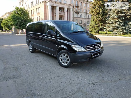Mercedes-Benz Vito 2007  випуску Луганськ з двигуном 2.2 л дизель мінівен механіка за 11400 долл. 