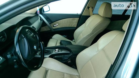 BMW 530 2004  випуску Донецьк з двигуном 3 л дизель седан автомат за 8800 долл. 