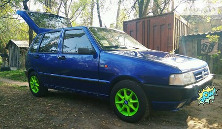 Fiat Uno 1995  випуску Київ з двигуном 1.4 л газ хэтчбек механіка за 2200 долл. 