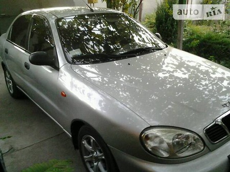 Daewoo Lanos 2008  випуску Миколаїв з двигуном 1.5 л газ седан механіка за 3900 долл. 