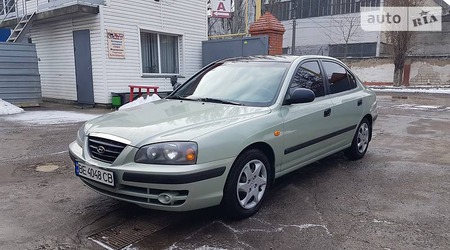 Hyundai Elantra 2006  випуску Миколаїв з двигуном 1.6 л газ седан механіка за 6000 долл. 