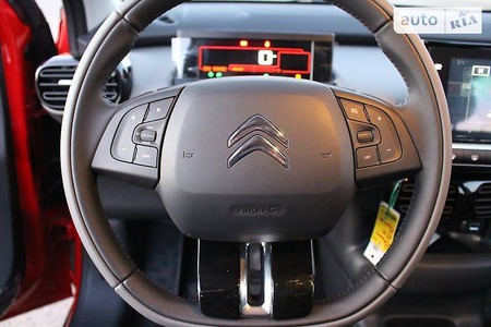 Citroen C4 Cactus 2015  випуску Одеса з двигуном 1.2 л бензин позашляховик автомат за 13500 долл. 